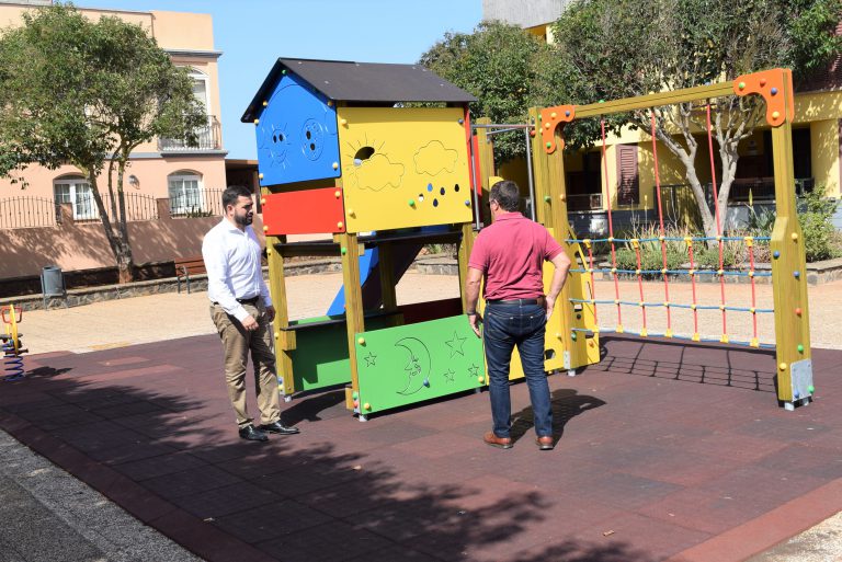 El Ayuntamiento de La Laguna renueva la zona de juegos infantiles del parque Ángel Hernández Arvelo ‘Ito’