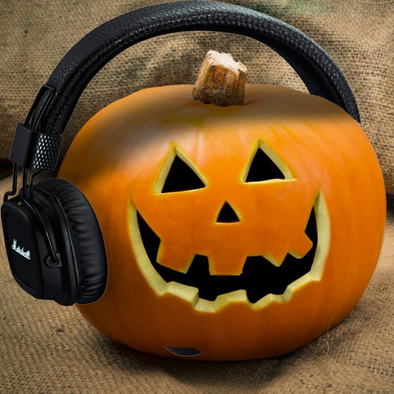 Escucha nuestro aterrador podcast de Halloween...si te atreves