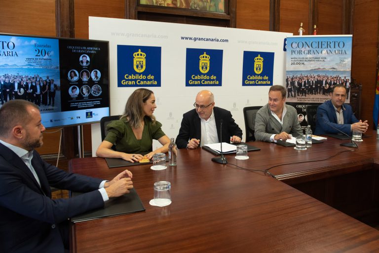 La OFGC reúne un elenco estelar para celebrar la unidad de Gran Canaria frente a los incendios del verano