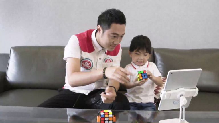 El Cubo de Rubik inteligente ya está a la venta