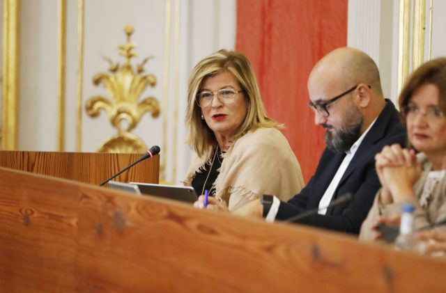 El Ayuntamiento actualiza los callejeros fiscales con la inclusión de nuevas vías municipales 3 plenolpa1