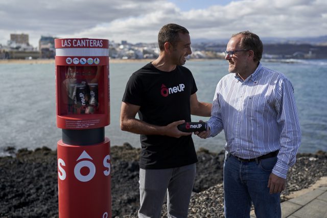 La playa de Las Canteras estrena un innovador sistema autónomo de rescate en el mar 2 simulacroseguridadlapuntilla 003