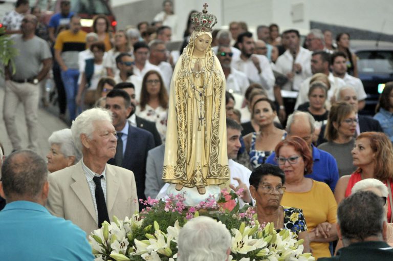 La Vecindad de Enfrente celebra las Fiestas de la Virgen de Fátima