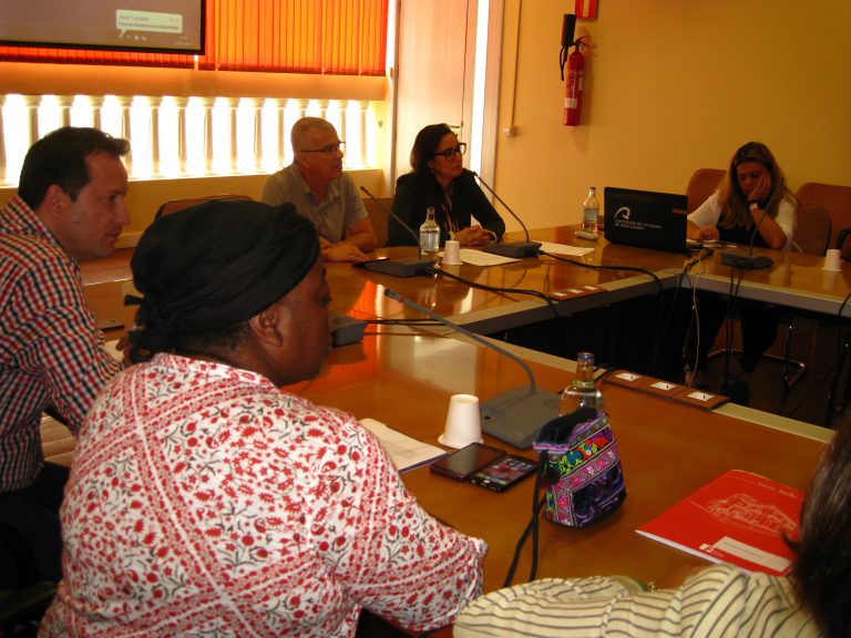 El Vicerrector de Estudiantes se reúne con los alumnos africanos becados para cursar estudios de Máster en la ULPGC