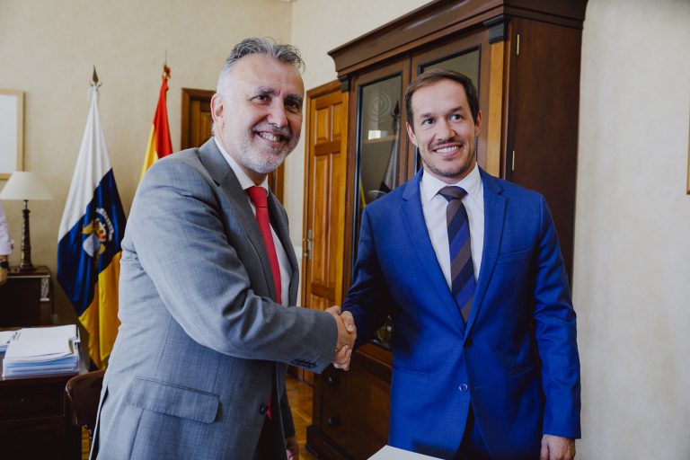 Ángel Víctor Torres anuncia la inmediata compra del edificio Brismedical para convertirlo en un Centro de Atención Especializada