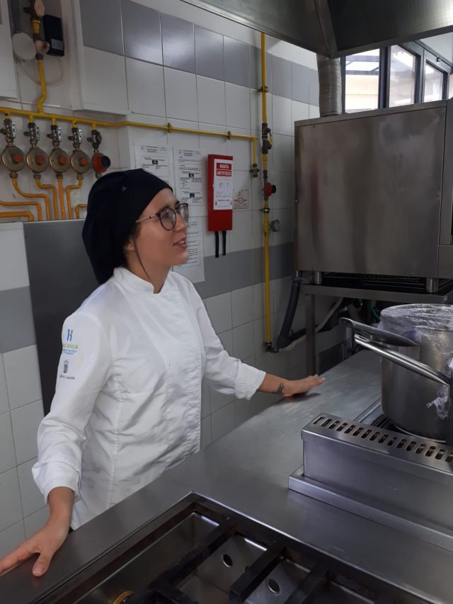 26112019 Ivon Vera Martín estudiante de Hecansa