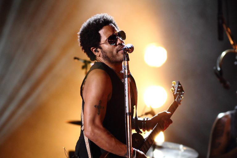 LENNY KRAVITZ CONTRA EL RACISMO