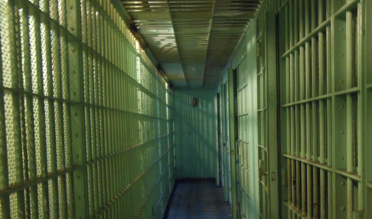 Un preso condenado a cadena perpetua pide la absolución tras haber estado clínicamente muerto durante unos minutos