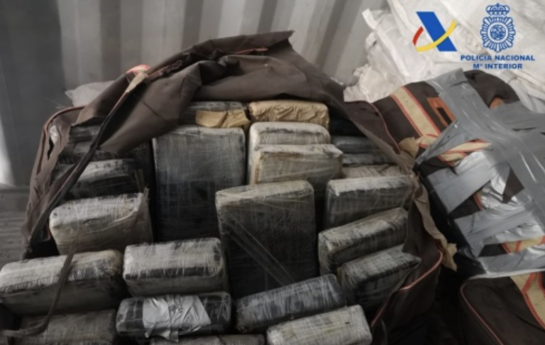 Encuentran 426 kilos de cocaína en el interior de un contenedor en el puerto de Valencia