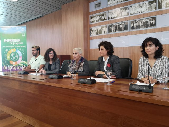 EMPRENDER EN FEMENINO PRESENTACION 3