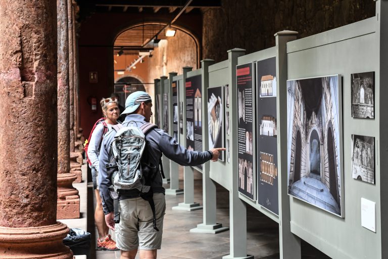 La muestra ‘La Iglesia de San Agustín’ recupera la memoria de uno de los edificios emblemáticos de La Laguna
