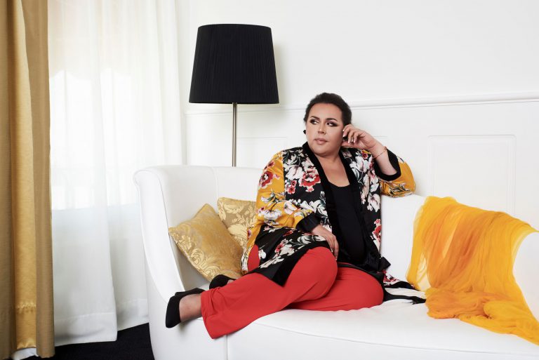 Falete, estrella invitada del programa ‘En Otra Clave’ que se grabará en el Teatro Guimerá de Tenerife para cerrar su exitoso año