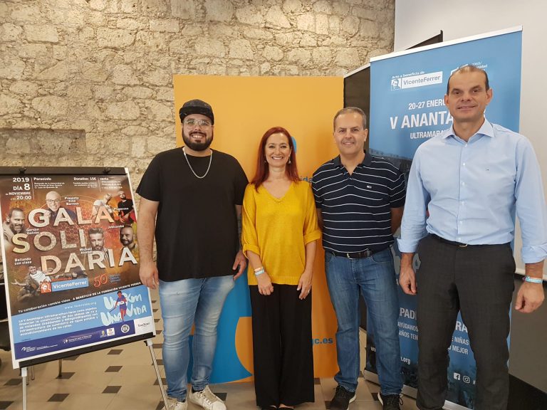 III Gala Solidaria en favor de aldeas del sur de La India, en el Paraninfo de la Universidad de Las Palmas d Gran Canaria