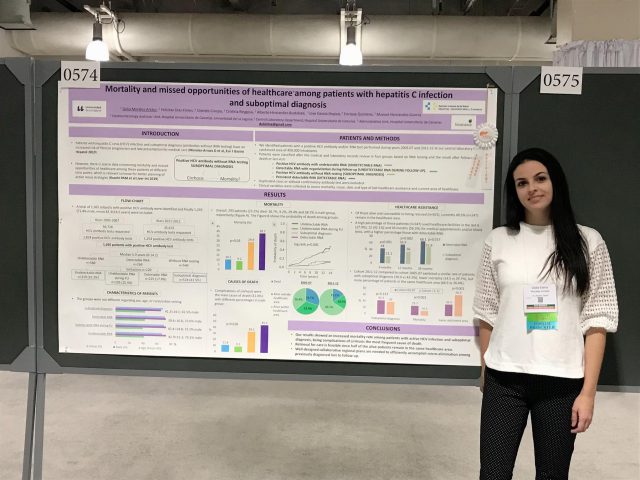 Un trabajo de investigación del HUC, premiado por el Congreso Americano para el estudio del hígado 39 La Dra Dalia Morales con el trabajo del HUC reconocido por el Congreso Americano