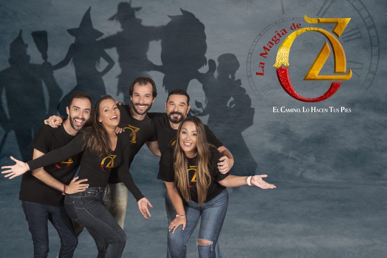El camino de baldosas amarillas lleva ‘La Magia de Oz’ hasta el Teatro Guiniguada