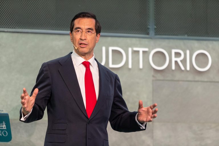 El Teatro El Sauzal acoge la conferencia magistral “El Poder del Lenguaje”