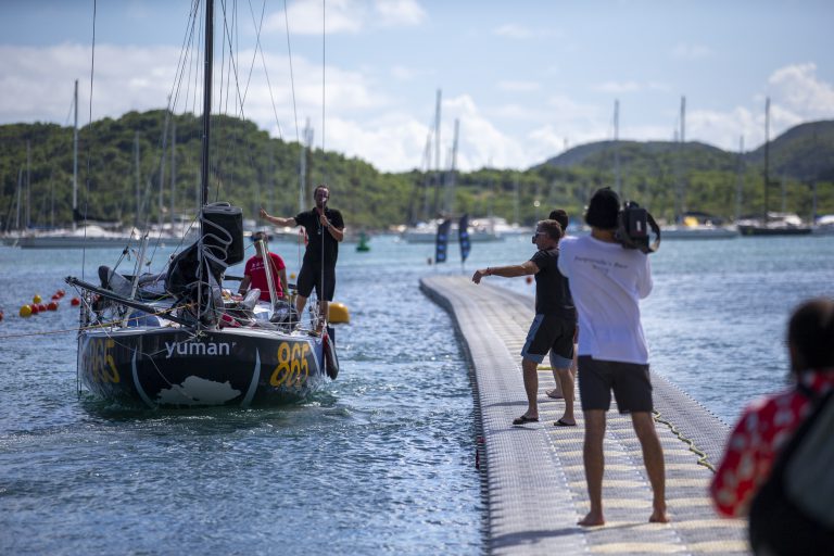 La  Mini - Transat recibe en Martinica a los primeros veleros tras 12 días de navegación desde Las Palmas de Gran Canaria