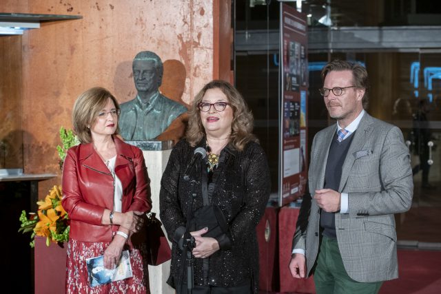 Ofrenda floral en honor a Alfredo Kraus y concierto homenaje de con Désirée Rancatore y José Luis Sola 2 OFRENDA KRAUS 4