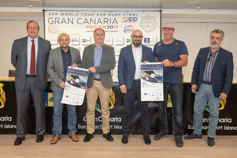 Gran Canaria recibe a los 60 mejores profesionales del paddle surf para el Campeonato del Mundo