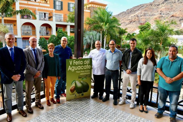 Presentación V Feria del Aguacate de Mogán Easy Resize.com
