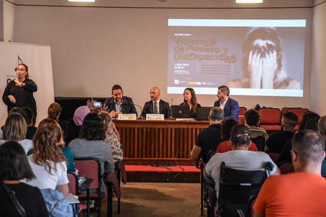 Las jornadas Violencia de Género y Discapacidad ponen el foco en la doble discriminación 40 Violencia Género y Discapacidad 1 4
