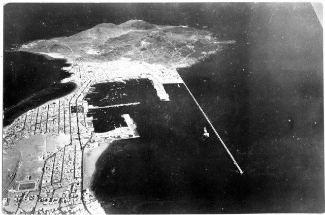 Vista area de Alcaravaneras Guanarteme Santa Catalina Puerto de la Luz y La Isleta tomada desde 2100 metros