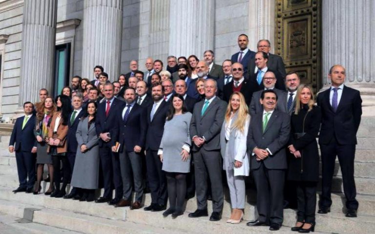 Abascal relaciona la fuga del militar chavista Hugo Carvajal con el acuerdo PSOE-Podemos