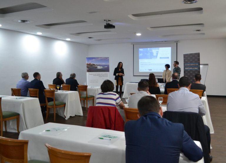 Hoteleros de Puerto de la Cruz reciben formación relativa al mantenimiento de sus instalaciones