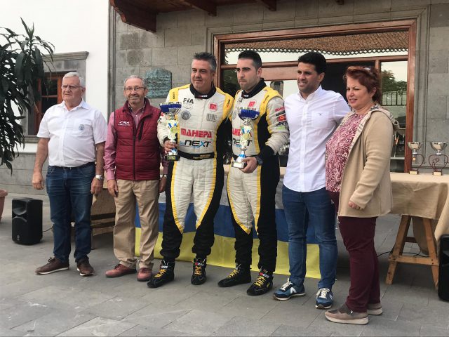 Iván Armas con el Porsche 911 GT3 lució su corona en la Subida de San Bartolomé 5 ivanarmasconcejales