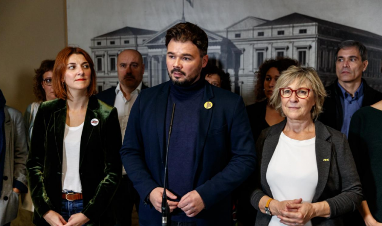 El PSOE retoma los contactos con ERC tras la contundente decisión de la militancia independentista