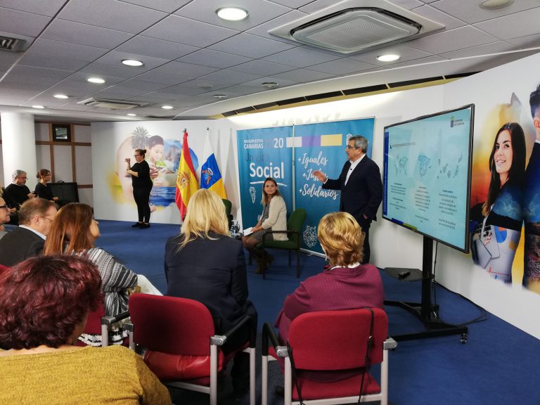 Rodríguez explica el giro social de los Presupuestos a cerca de 200 representantes del Tercer Sector