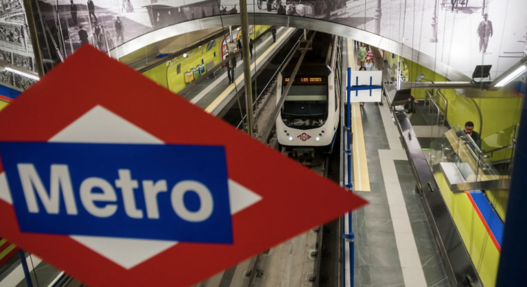 Metro de Madrid: cambios de horario y refuerzos para Nochebuena, Nochevieja y Navidad