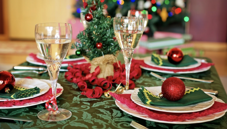 Sanidad insta a “vestir” la mesa “de etiqueta” esta Navidad con productos saludables