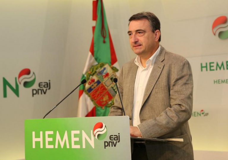 El PNV advierte al PSOE de que también es “importante” que avancen las conversaciones con ellos