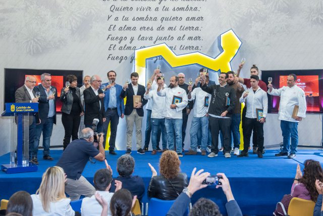 Los 16 premiados en la Guía Michelin reciben el homenaje del Cabildo por situar a Gran Canaria en la Primera División de la gastronomía 7 ESTRELLASMICHELIN2