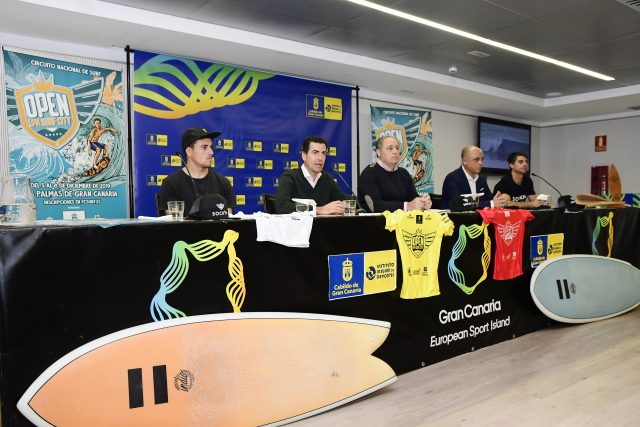 Gran Canaria recibe a los mejores surfistas del panorama nacional para coronar a los campeones en la Playa de Las Canteras 27 FOTO PRESENTACION OPEN LPA SURF CITY 2019 mpg 3dic 2