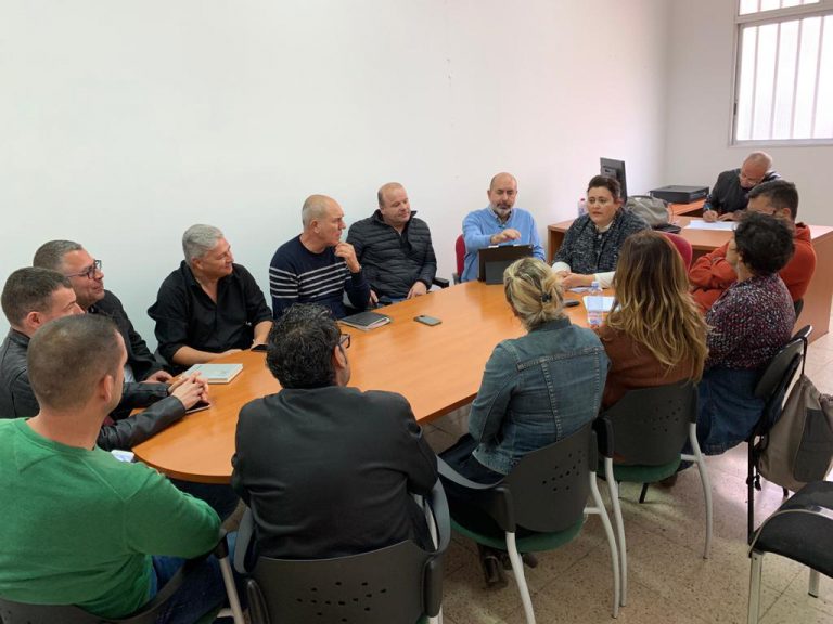 El Ayuntamiento y los sindicatos establecen una mesa de negociación para analizar la propuesta de presupuesto para 2020