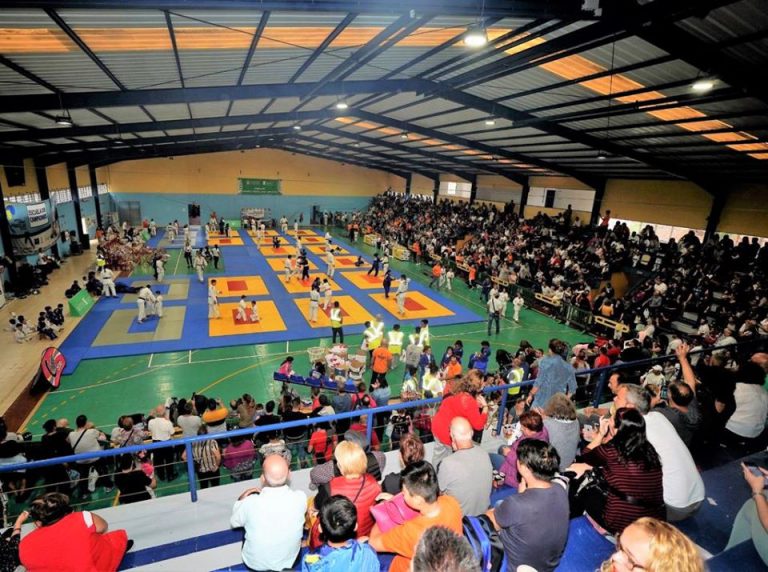 El IMD renueva la iluminación de los polideportivos Leoncio Castellano, Juan Beltrán Sierra y García San Román