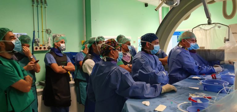 El HUC acoge una jornada monográfica sobre tratamiento endovascular de malformaciones vasculares intracraneales