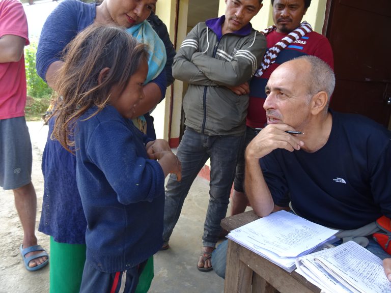 La ONG canaria Educanepal lanza la campaña “por un cacharro de gofio y agua” para ofrecer desayunos a los niños que tiene escolarizados en Nepal