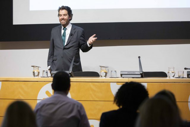 La negociación colectiva, factor clave para la mejora de las relaciones sociales y la actividad económica 14 NEGOCIACION COLECTIVA DIA 28 17