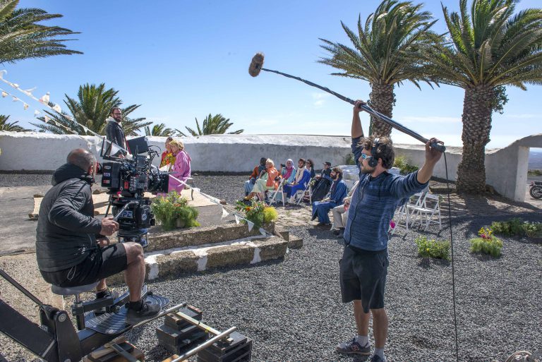 El Cabildo patrocina la producción cinematográfica Salir del ropero