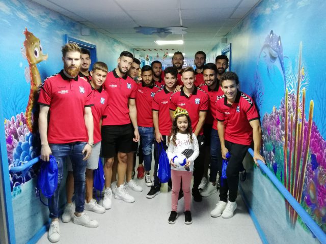 Visita jugadores CD Tenerife al HUC