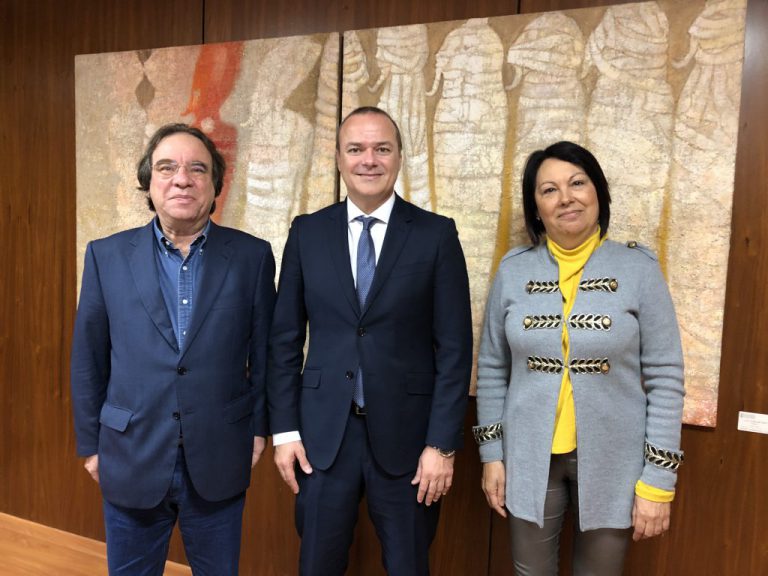 El Ayuntamiento se compromete con Unicef a impulsar el reconocimiento para la capital de ‘Ciudad Amiga de la Infancia’  