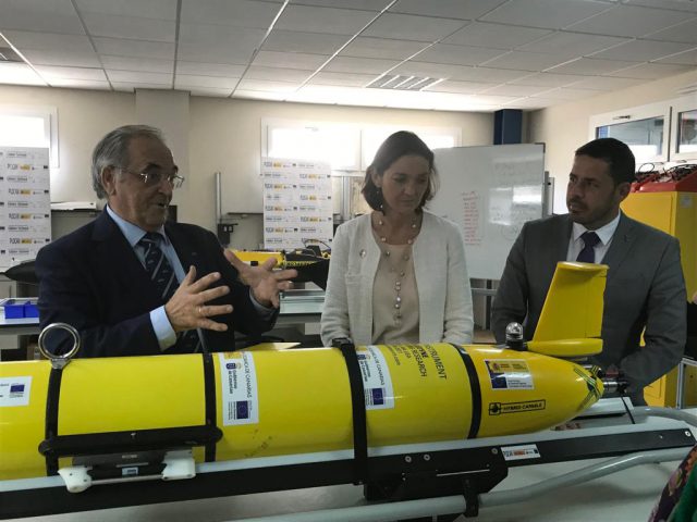 Héctor Suárez visita junto a la ministra de Industria y Turismo las instalaciones de la PLOCAN 1 visitaplocan2