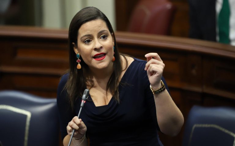 Yaiza Castilla anuncia que Canarias ya tiene asegurados los 15 millones para el sector turístico tras la firma del convenio con el Estado