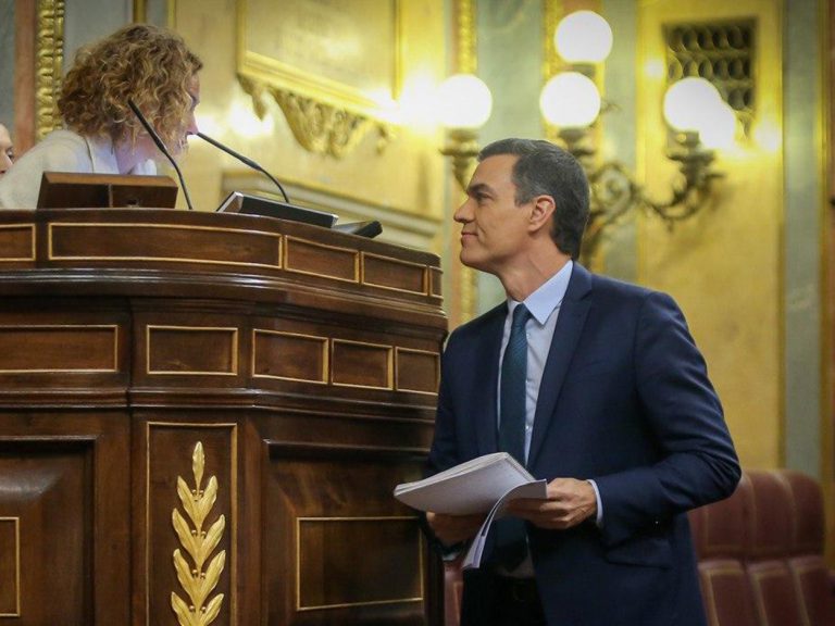 Pedro Sánchez se enfrenta hoy a una segunda votación muy ajustada