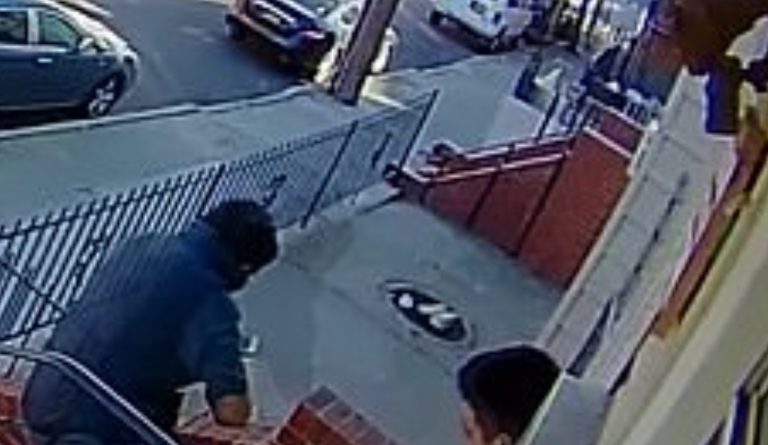 Un inquilino mata a su casero tras empujarle por las escaleras cuando le cobraba el alquiler