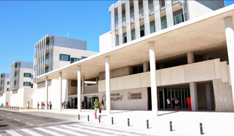 Ingresado en Elche un bebé de dos meses por ingerir cocaína