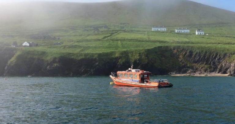 Una isla ofrece cama y comida gratis a dos personas que quieran ocuparse de su cafetería
